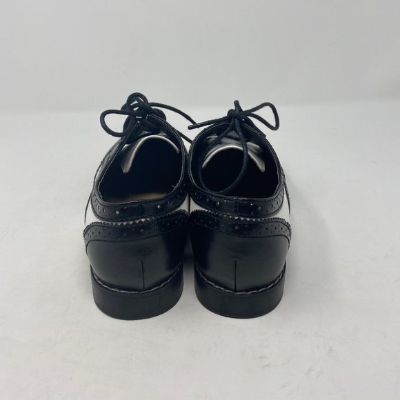 Shoe Dazzle Shoes Shoedazzle Black And White Alena Loafers Poshmark